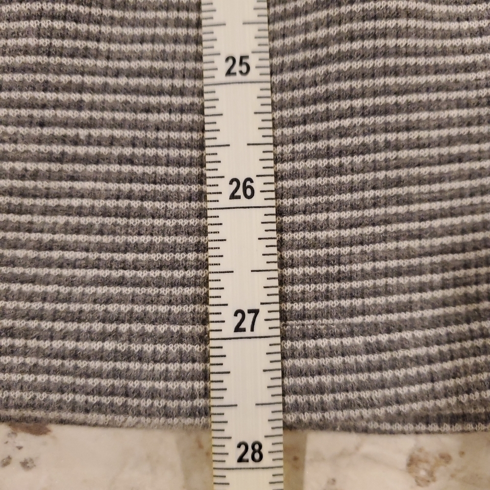 Michael Kors Gray Stripe Men's Snap Button‎ Pullover Sweater Large - Picture 9 of 12